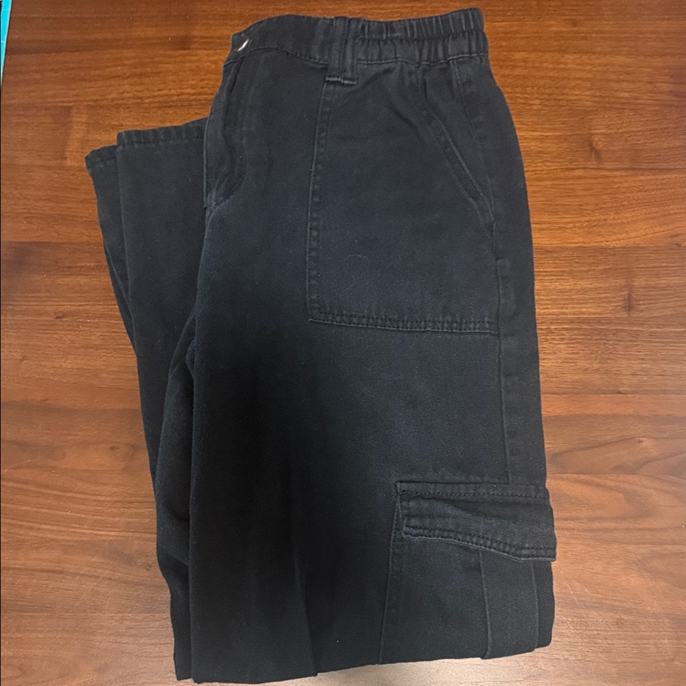 Women’s Elastic Waist Black Cargo Pants - XL